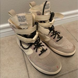 Nike Air Force 1 SF Boot “Mulsin”